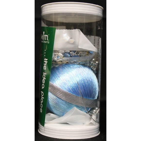 2001 Mary Maxim Collector Ornament Craft Kit Silver Light Blue Ball Pins Beads - Picture 2 of 6